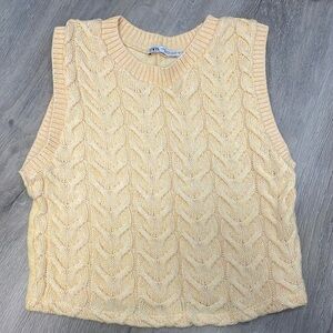a pretty yellow tank color from Zara